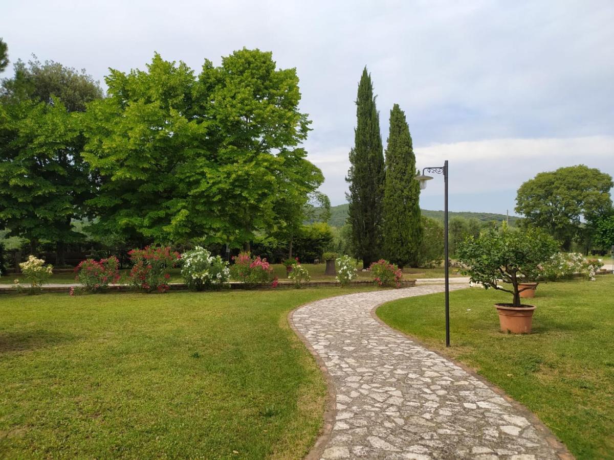 Agriturismo Podere Luchiano أميليا المظهر الخارجي الصورة