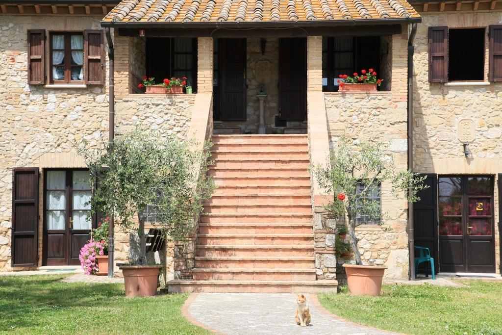 Agriturismo Podere Luchiano أميليا المظهر الخارجي الصورة