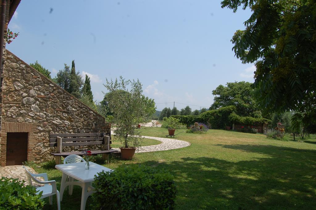 Agriturismo Podere Luchiano أميليا المظهر الخارجي الصورة