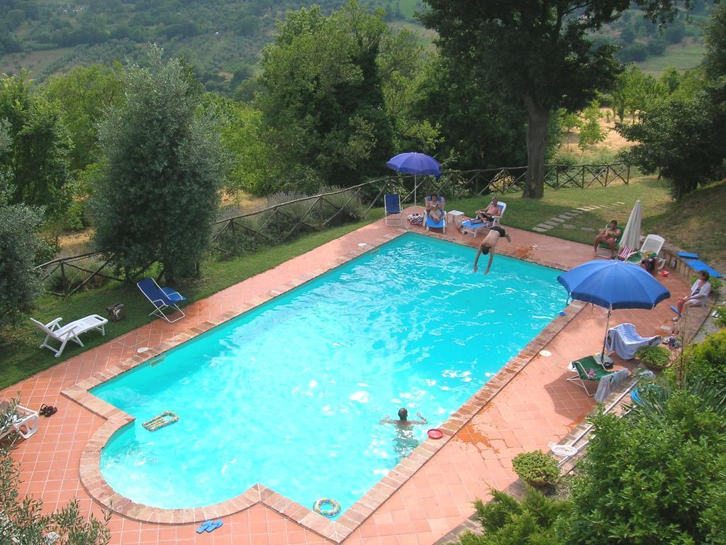 Agriturismo Podere Luchiano أميليا المظهر الخارجي الصورة